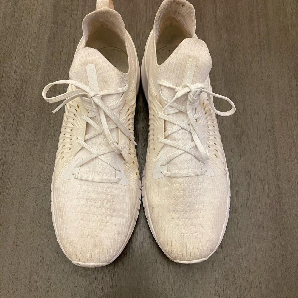 Under Armor White Running shoes